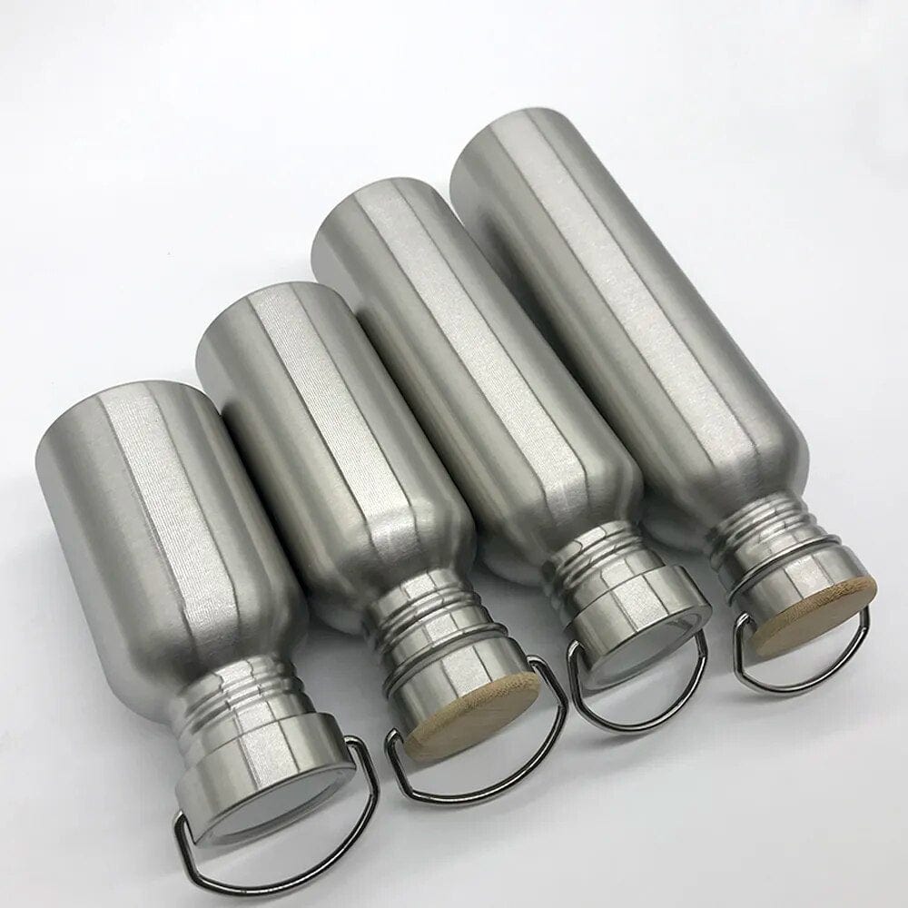 steel water bottles in different sizes